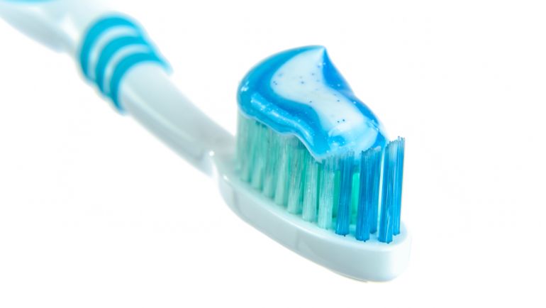 Jak myć zęby? Higiena jamy ustnej