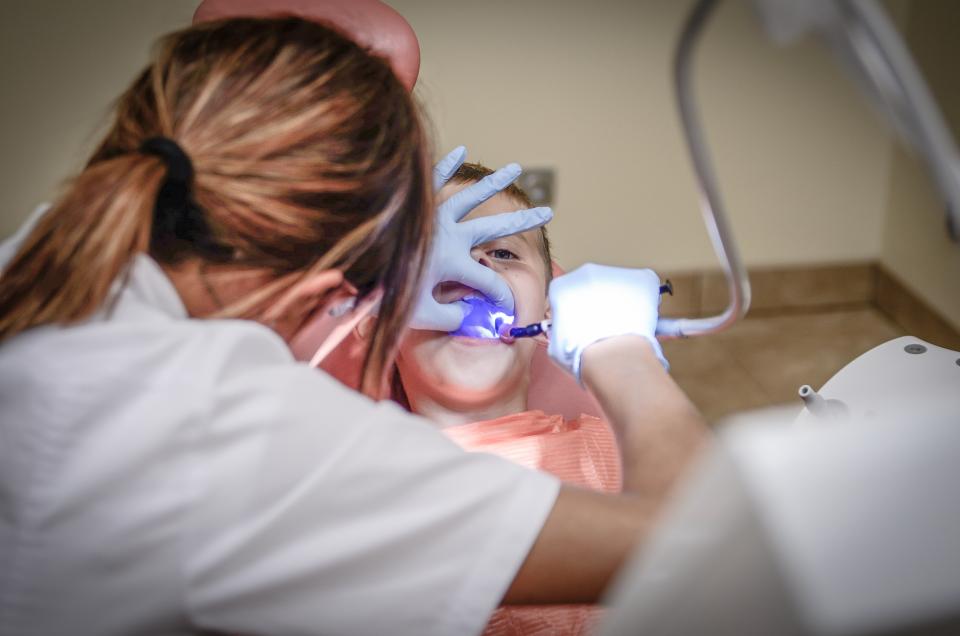 Stomatologia dziecięca: na co zwrócić uwagę przy wyborze stomatologa dla dziecka?